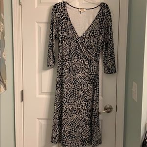 Black white Vneck long sleeve dress s 10. Talbots.